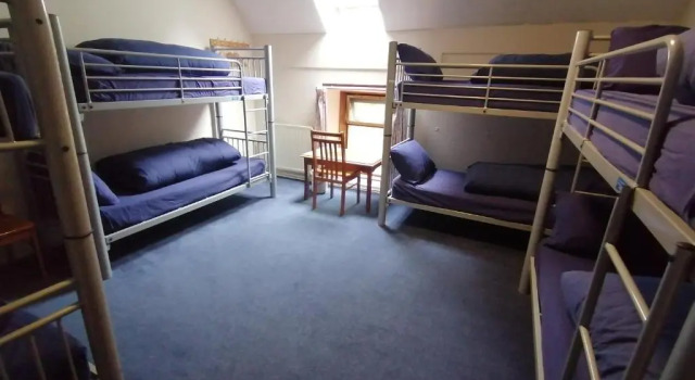 Кровать в общем номере (женский номер) Ratagan Youth Hostel