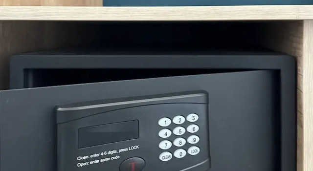 Номер Standard Best Western 11BAUER Paris Saint-Ouen