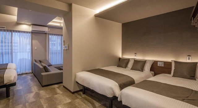 Büyük süit Kariyushi Condominium  GRANDSTAY Asahibashiekimae