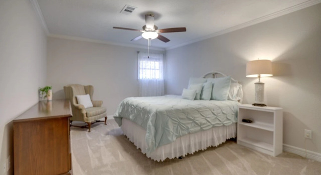Poolside Oasis Near Medical Center & NRG Stadium!, Забронировать Дом для отпуска Виллы Беллэйр, Вилла