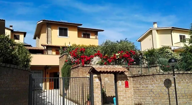B&B Casa Del Pellegrino, Prenota Bed & breakfast Hotel a Lazio con parcheggio, Parcheggio