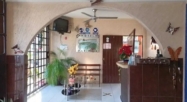 Hotel Mariposa