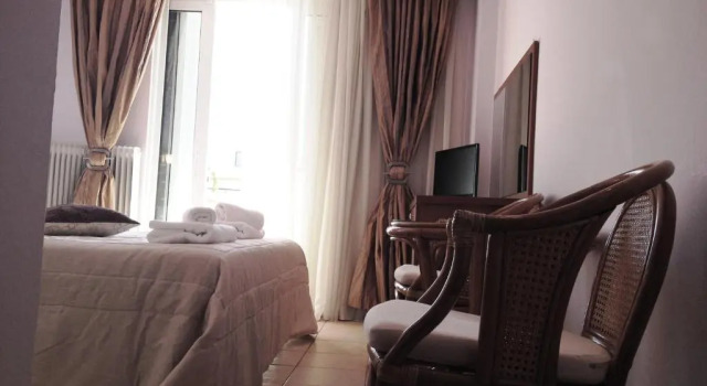 Двухместный номер Deluxe Souris Hotel