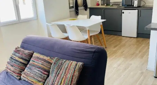 Superbe Studio centre ville Marseille (Longchamp), Забронировать Отель Марсель Буш-дю-Рон