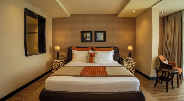 Люкс Executive с балконом и с видом на сад Munyonyo Commonwealth Resort