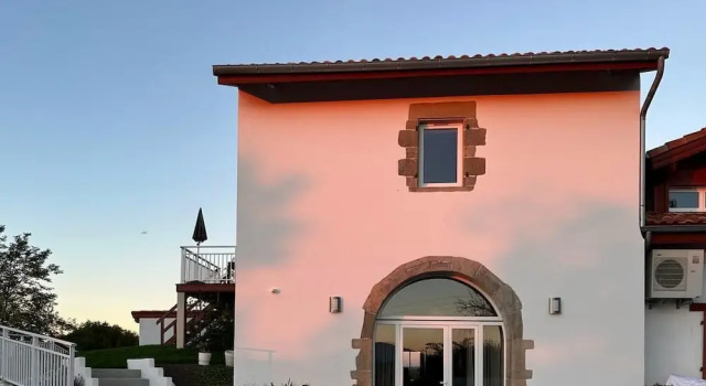 Bed & Breakfast Perbos 1556, Buchen Sie Hotel SPA-Hotels in Aquitanien, SPA