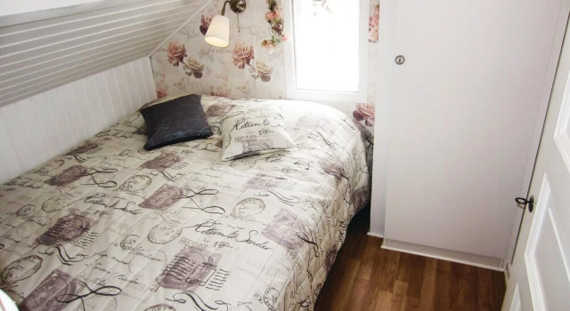 Beautiful Apartment in Kungshamn With 3 Bedrooms and Wifi, Book Apartment Kungshamn 