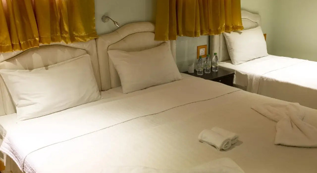 Zest Cabana, Prenota Hotel Hotel a Atollo di Kaafu con parcheggio, Parcheggio