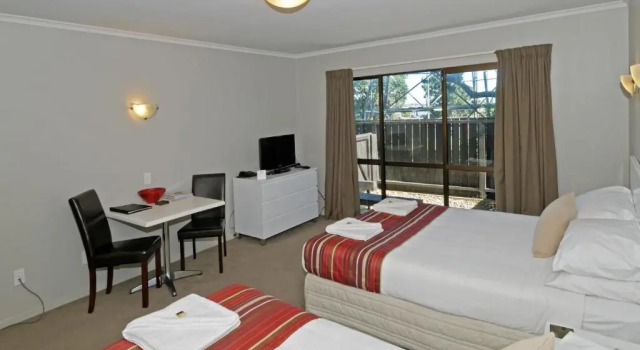 Двухместная студия Airport Harbour Motel
