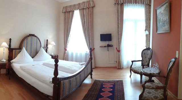 Hotel Weisses Haus