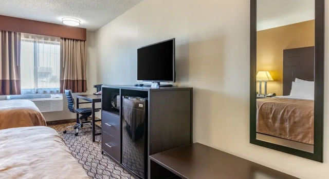 Standard Vierer Zimmer Quality Inn New London