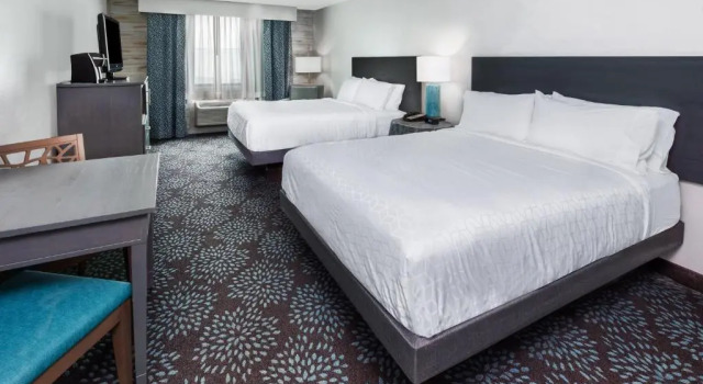 Четырёхместный номер Standard Holiday Inn Resort South Padre Island - Beach Front by IHG