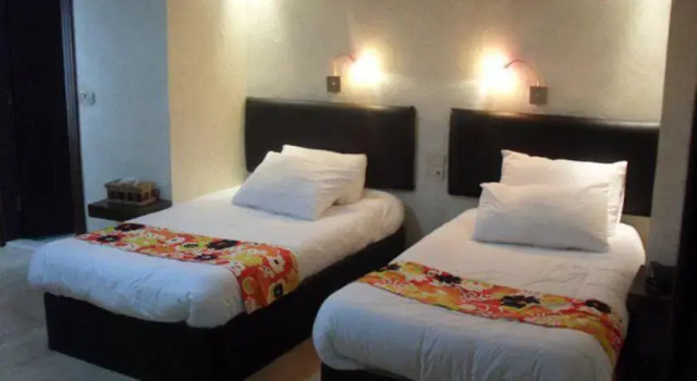 Aphamia Hotel, Buchen Sie Hotel Hotels & Unterkünfte in Gouvernement Dscharasch, Hotel