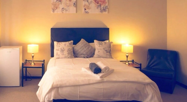Karoo Country Guesthouse, Boek Hotel De Aar Noord-Kaap