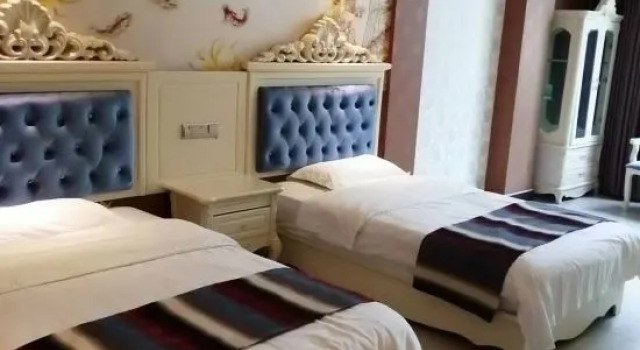 Xinyuan Holiday Hotel, Prenota Hotel Yuanyang Yunnan