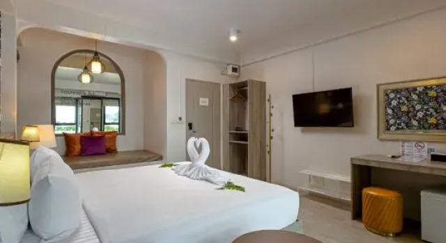 Люкс Peach Ang Pao Hotel Phuket