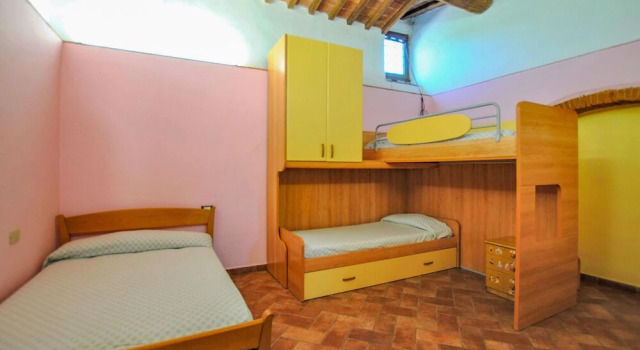2 Bedroom Beautiful Home In Marliana, Buchen Sie Hotel Marliana Toskana