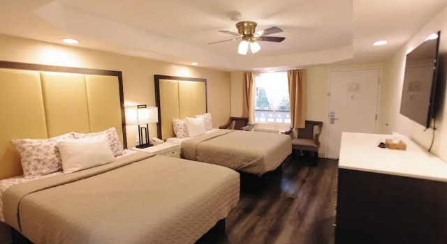 Четырёхместный номер Standard Riverbend Motel & Cabins
