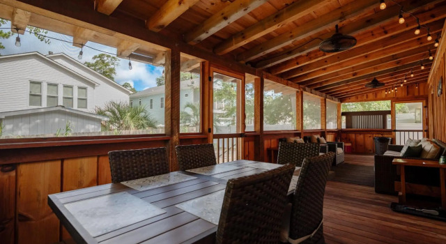 Mountains to Sea by Oak Island Accommodations