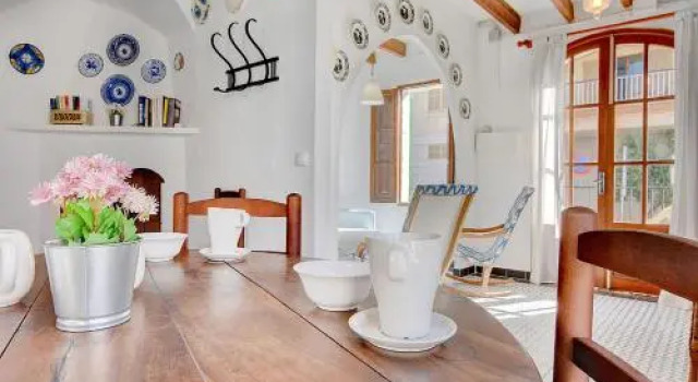 Pilar House