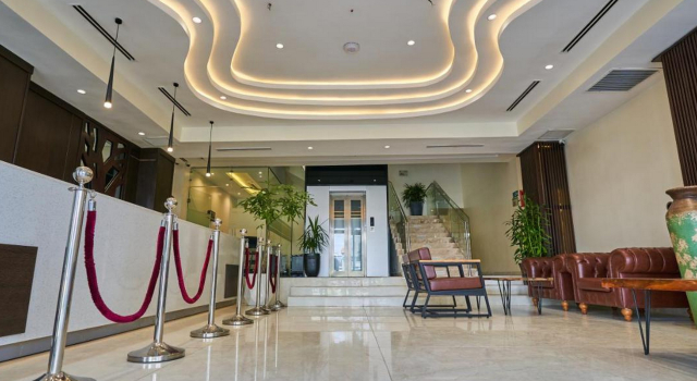 Monty Suites Lekki, Rezerwuj Hotel Hotele w Lekki z basenem, Basen