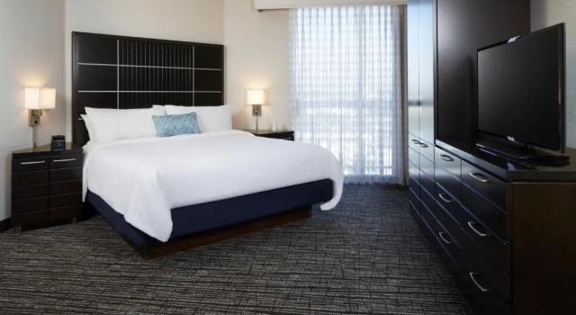 Двухместный номер Accessible Embassy Suites Los Angeles - International Airport/North