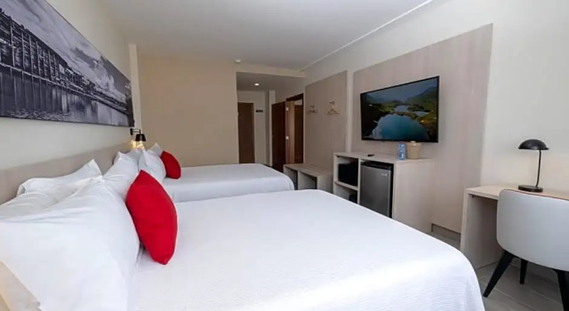Четырёхместный номер Standard Super 8 by Wyndham Manzanillo