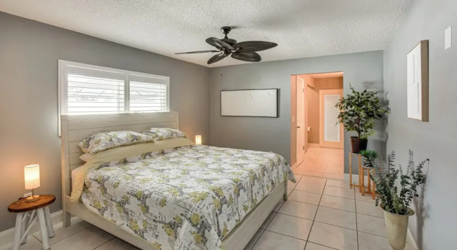 Heated Pool + Dolphin Views: Cape Coral Home!, Забронировать Дом для отпуска Виллы Кейп-Корал, Вилла