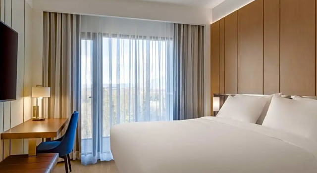 Двухместный номер Standard AC Hotel by Marriott Saint-Julien-en-Genevois