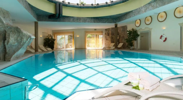 Hotel Auerhahn, Забронировать Отель Бизнес-отели Шлухзе, 4* 5*