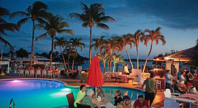 Treasure Cay Beach, Marina & Golf Resort, Prenota Resort Hotel a Bahamas Out Islands con piscina, Piscina
