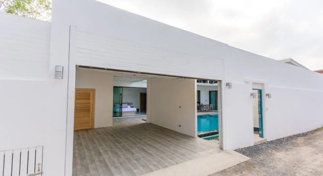 Skypool Villa