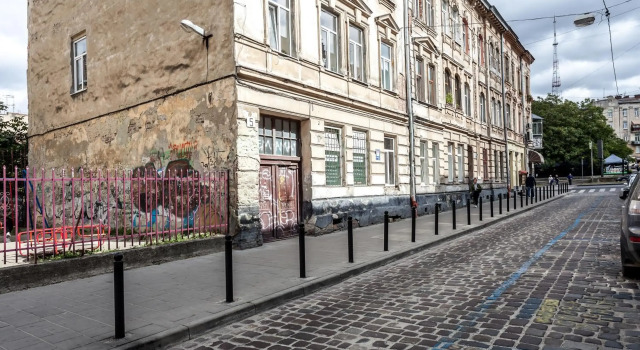 ROMANTIC apartments-near Opera house 5/4, Забронировать Апартаменты/квартира Апартаменты Львова, рядом с Первый украинский театр для детей и юношества, Апартаменты/квартира