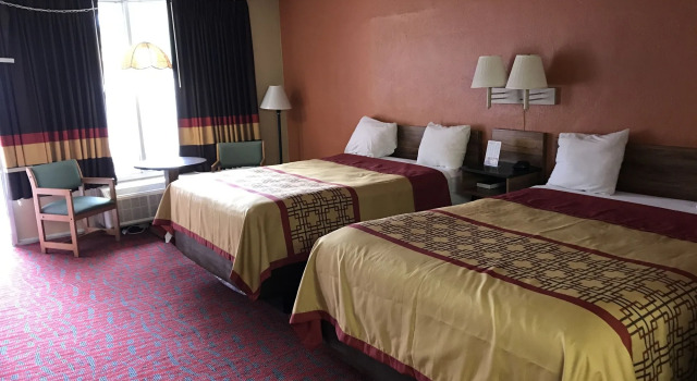 Conner Hill Motor Lodge, Забронировать Отель Пиджен-Фордж Great Smoky Mountains National Park, рядом с TopJump Trampoline Park &amp; Extreme Arena