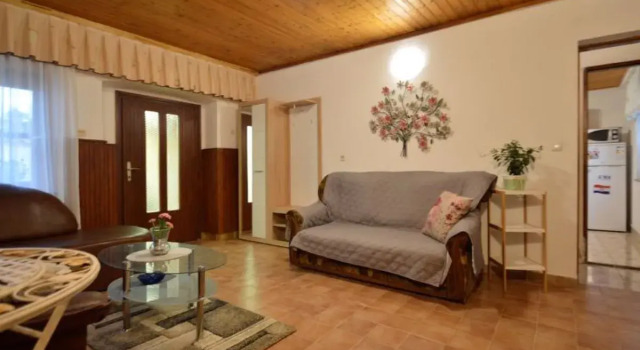 Pinezici (RCA150), Rezervovat Hotel Hotely v Pula Region s parkováním, Parkování