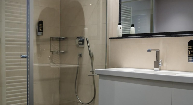 Номер Deluxe K&T Estates & Spa, Frankfurt