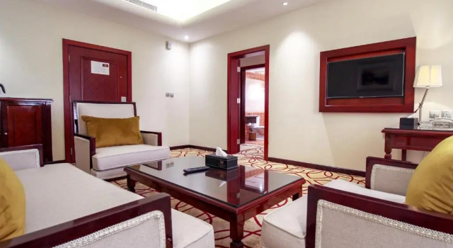 Lotaz Hotel