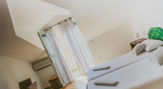 Апартаменты c 1 комнатой с частичным видом на море Apartments Venera