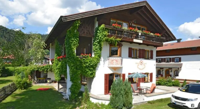 Апартаменты Ferienwohnung Färber