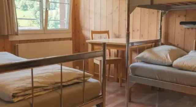 Шестиместный номер Standard Engelberg Youth Hostel