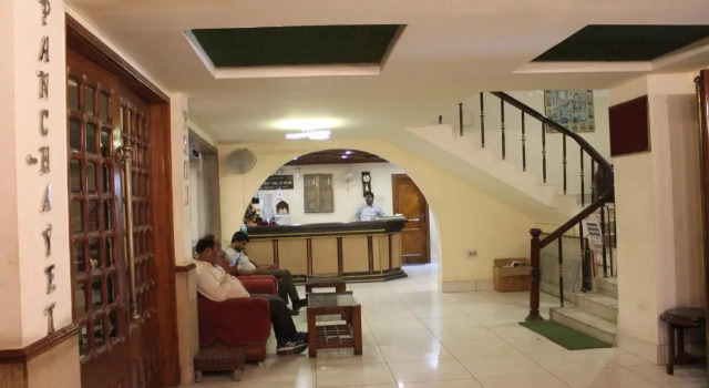 OYO 1294 Hotel Padmini International