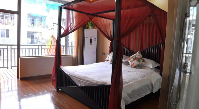 E Fashion Hotel, Забронировать Отель Йонг Дин 