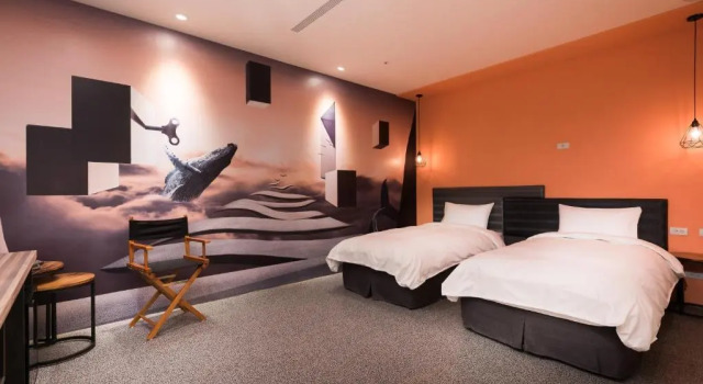 Camera Standard Hotel Half