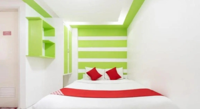 Люкс Deluxe OYO 129 D'builders Rooms - New Lower Bicutan