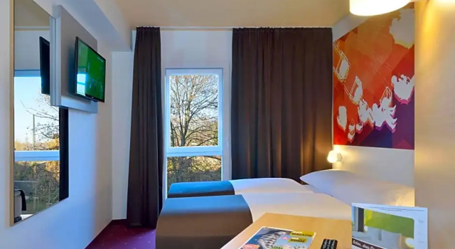 Номер Standard B&B Hotel Stuttgart-Bad Cannstatt