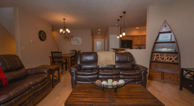 Double Delight 3 Bedroom Townhome, Buchen Sie Hotel Hotels in Maryland mit Parkplatz, Parkplätze