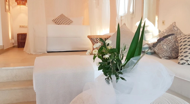 Kavos Hotel Naxos, Забронировать Отель Агиос-Прокопиос остров Наксос