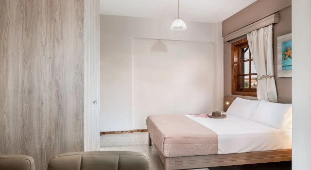 Люкс Cathrin Suites