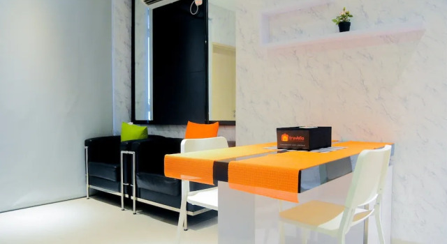 Номер Standard Exclusive 2BR Apartment at Elpis Residence