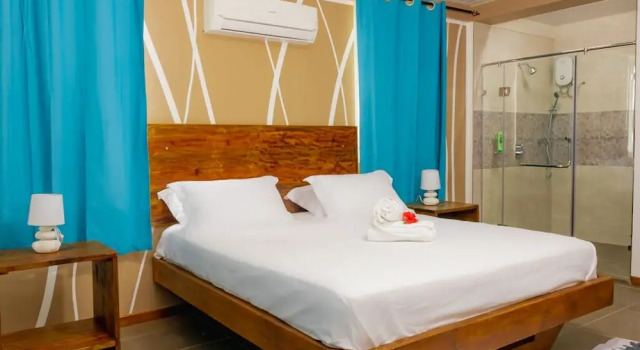 The Habitat Sesel, Book Guesthouse Hotels in Mahe with Parking, Parking